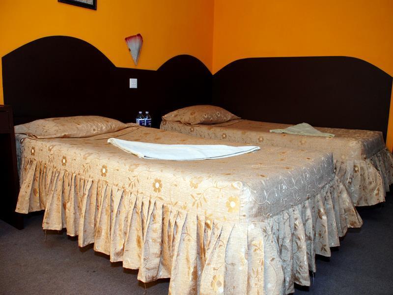 Oyo 166 Kathmandu Tourist Home מראה חיצוני תמונה