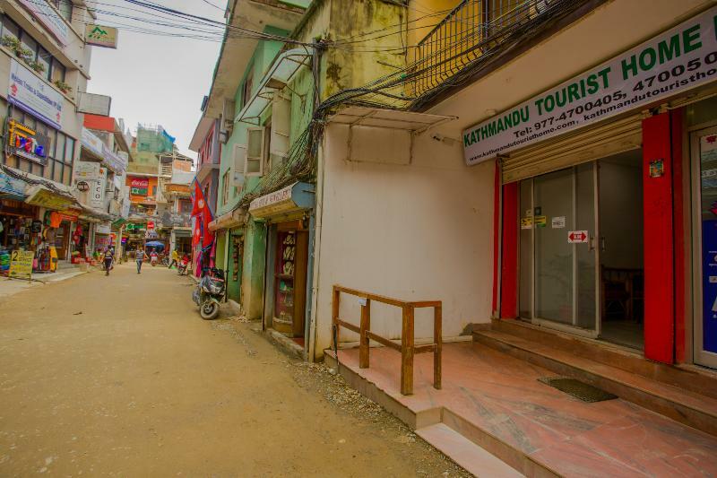 Oyo 166 Kathmandu Tourist Home מראה חיצוני תמונה