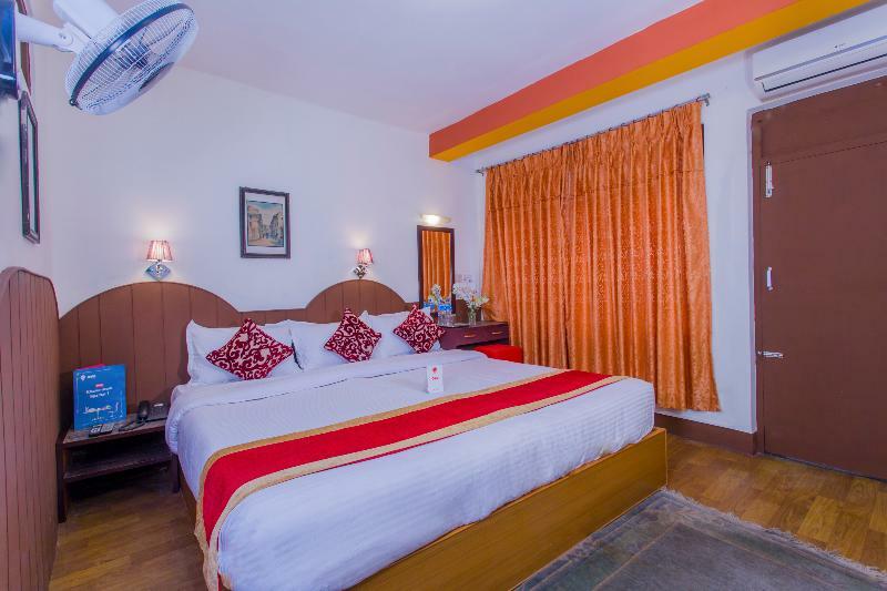 Oyo 166 Kathmandu Tourist Home מראה חיצוני תמונה